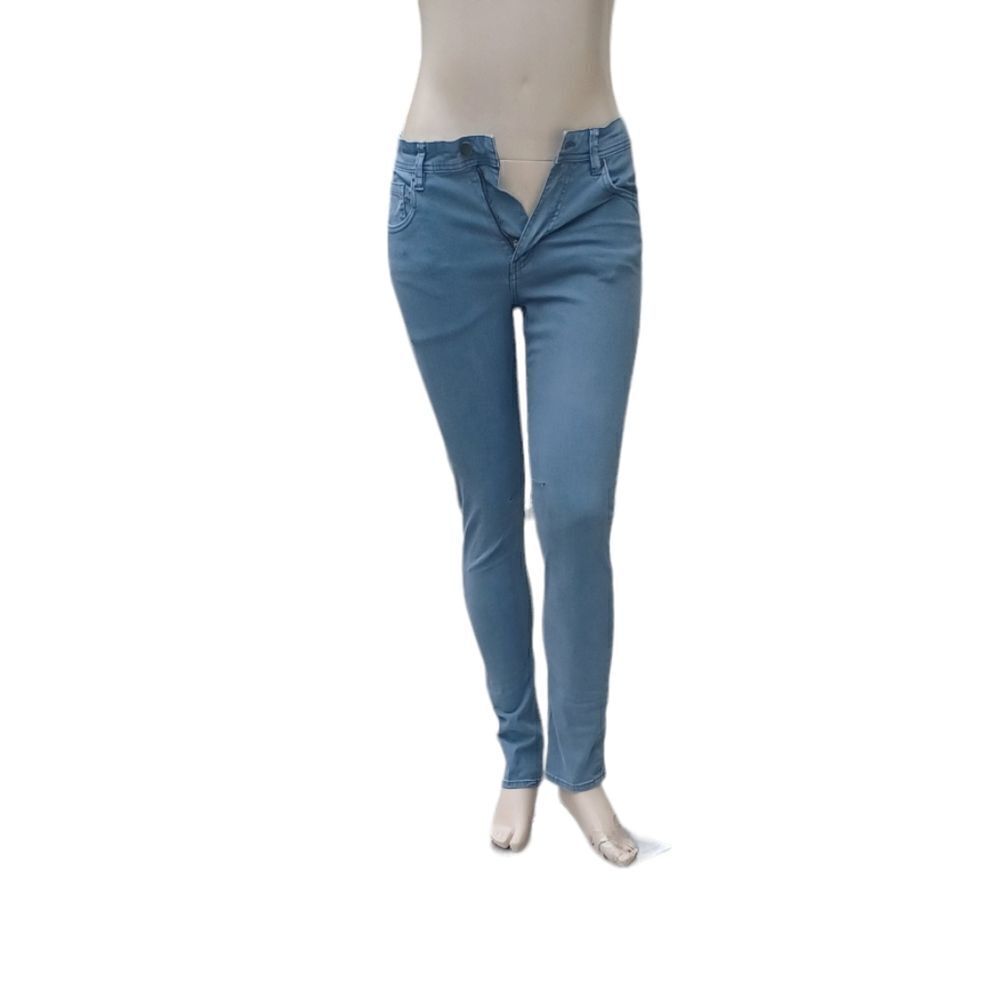111648......91 Cotton On Straight leg Jeans Size 30, 30"Inseam 10"Rise